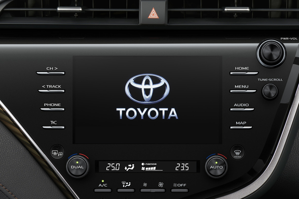 camry_grade_img03