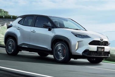 GR SPORT(ハイブリッド・2WD)