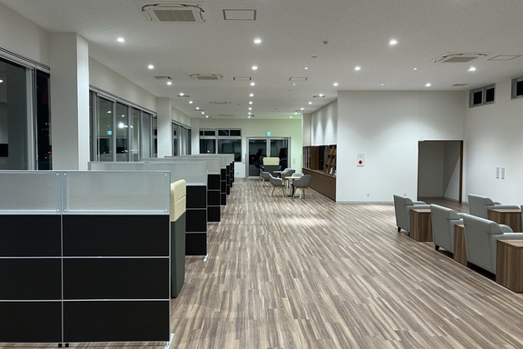 館林店　内観❷